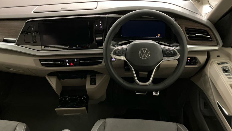 Volkswagen Multivan 2.0 TDI Style 5dr LWB DSG Diesel Estate